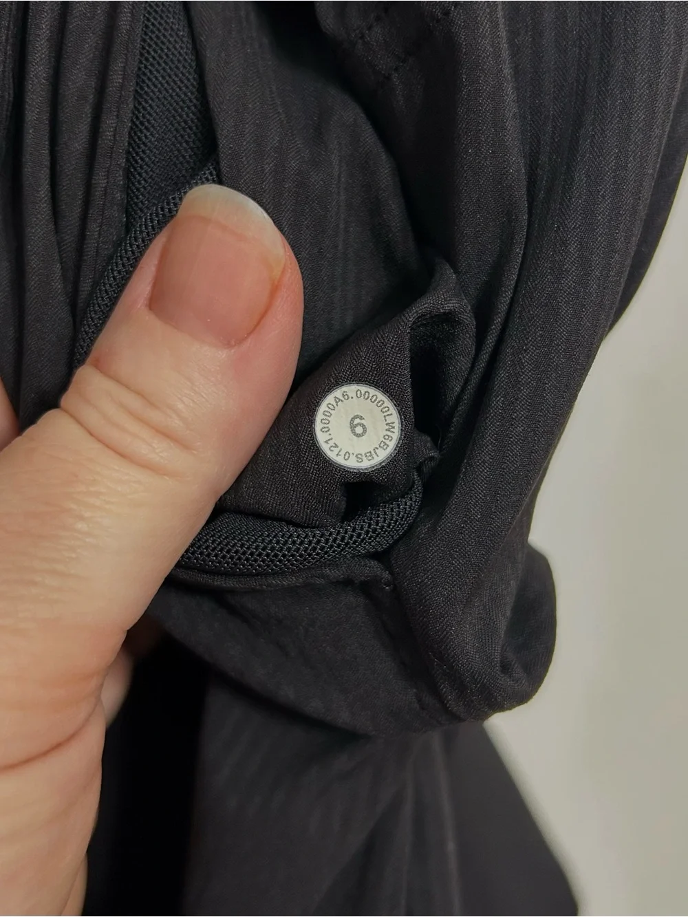 Lululemon High Rise Beyond The Studio Crop Pants Womens Size 6